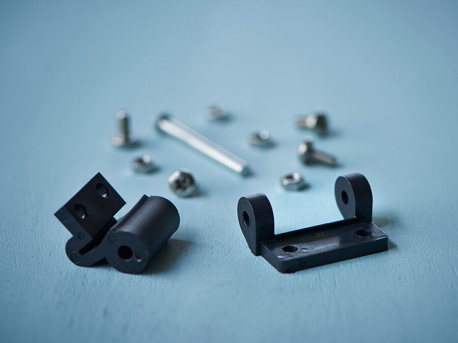 Juliana Plastic Hinge And Screws