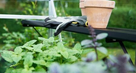 Eden Integral Shelf Black