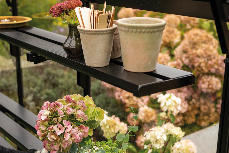 Modular Folding Shelving - ICON Gardenhouse 6 · 8.6 m² (6' x 10')