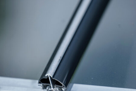 Halls Icon 6 Capping 6x10 for 3 mm Toughened Glass