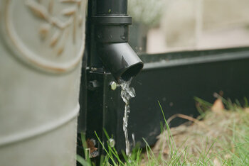 Halls downpipe kit for ICON