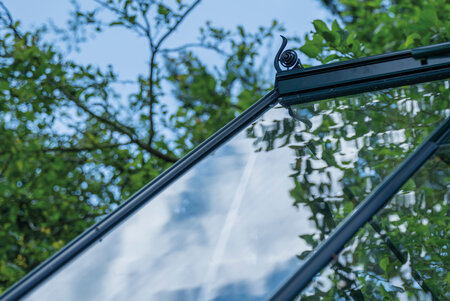 Capping - ICON 8 · 8.1 m² (8' x 10') 3 mm Toughened Glass