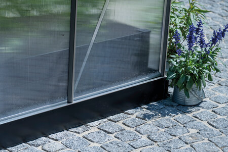 Capping - ICON 6 · 6.1 m² (6' x 10') 4 mm Polycarbonate