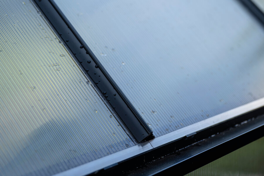 Capping - ICON 6 · 4.9 m² (6' x 8') 4 mm Polycarbonate