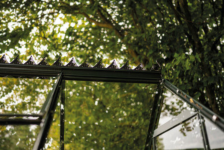 Cresting - ICON Planthouse 6 · 7.3 m² (6' x 12') Black