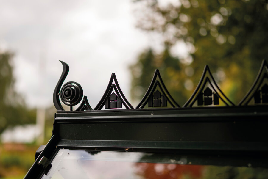 Cresting - ICON 6 · 6.1 m² (6' x 10') Black