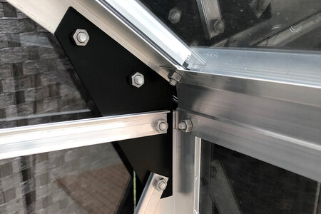 Halls Popular 6x8 - Aluminium - 3mm Toughened Glass
